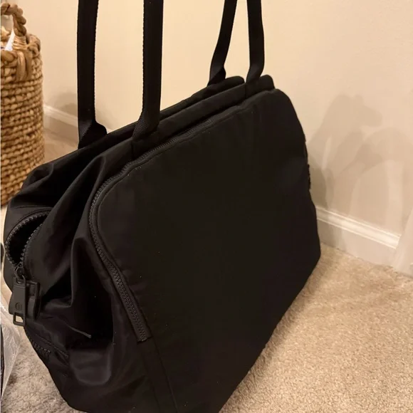 Lululemon Black Tote Bag - Picture 3 of 7